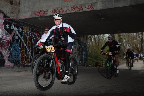 MTB CityBike Marathon München: Alex unter der Kennedy-Brücke an der Isar