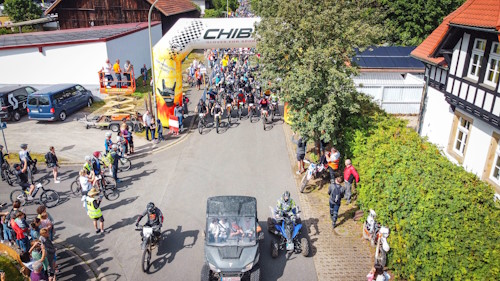 25. Franken Bike Marathon in Trieb - Impressionen: Start der eBikerInnen