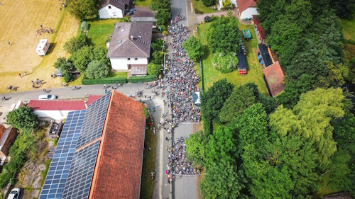 25. Franken Bike Marathon in Trieb - Impressionen: Kurz vor dem Start der Langdistanz (Lizenzblock und der Rest)