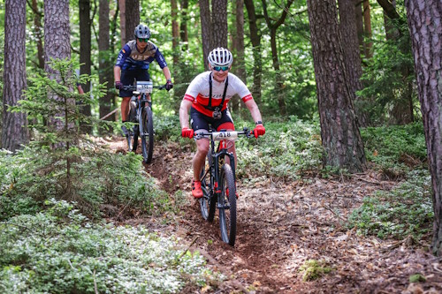 25. Franken Bike Marathon in Trieb - Alex im ersten Trail (auf dem Foto sieht man die Neigung kaum)