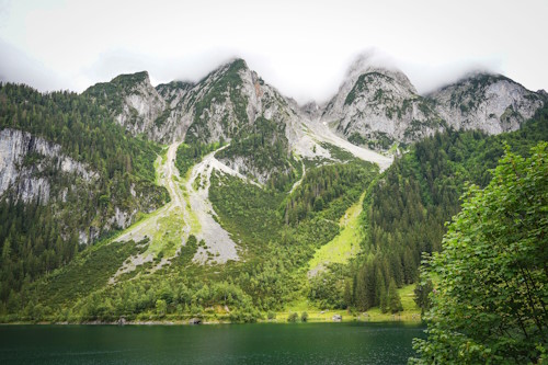 Salzkammergut Trophy in Bad Goisern - Impressionen: Ab dem Mittag hingen dicke Wolken über dem Vorderen Gosausee