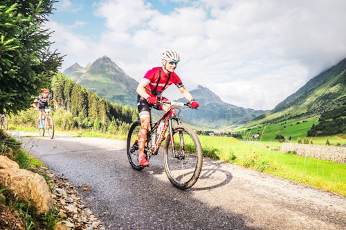 29. Ironbike Marathon Ischgl - Alex ist auf der ersten Abfahrt hochkonzentriert