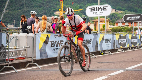 SPECIALIZED BIKE Marathon 2025 in Riva del Garda - Alex beim Zielsprint